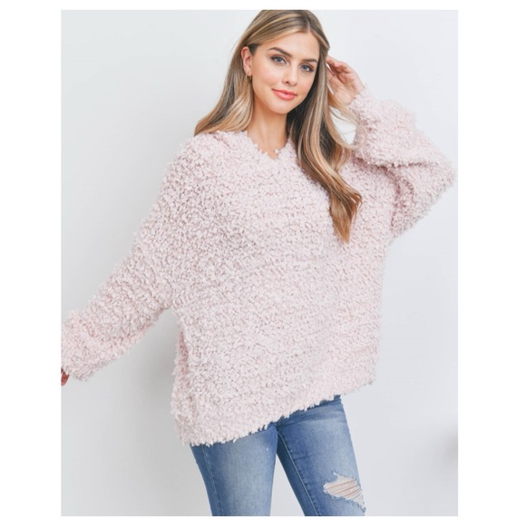 $25 start LAST ONE ❤️ Miracle brand Hooded blush popcorn sweater - Picture 2 of 5